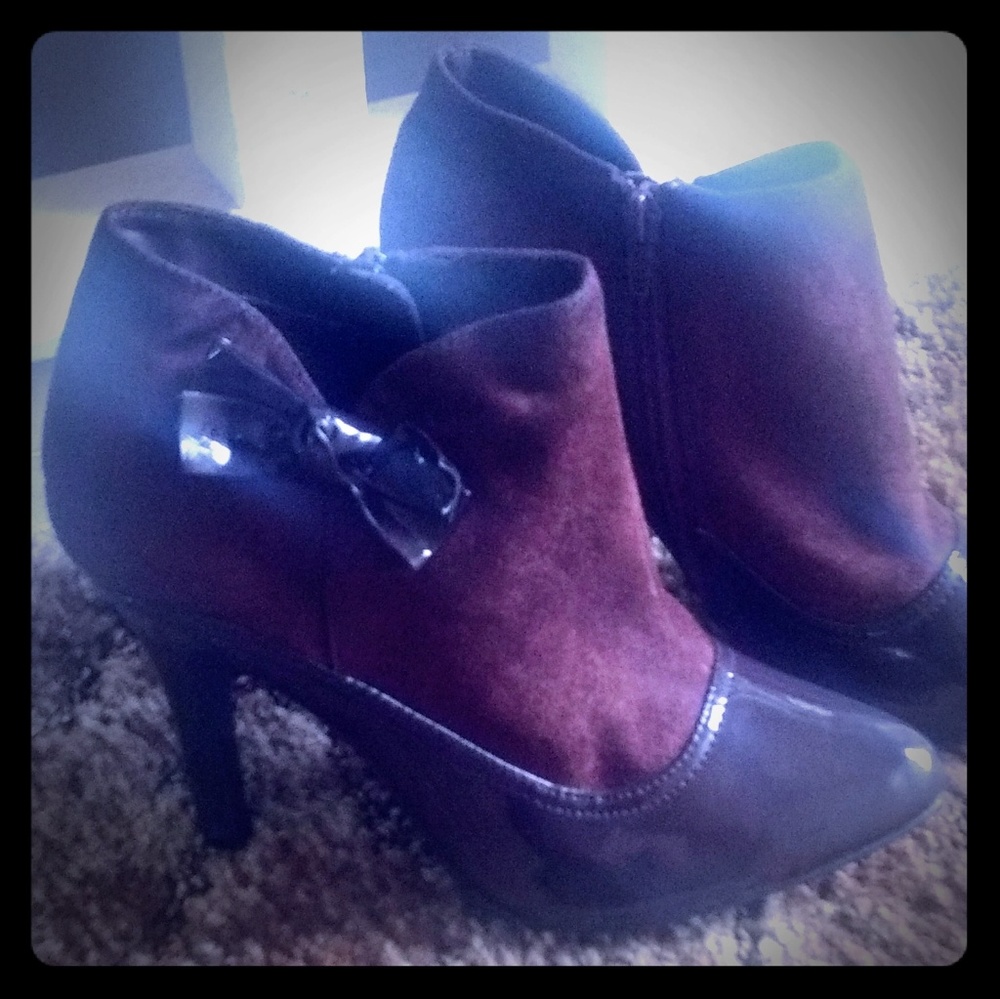 Women's shoes